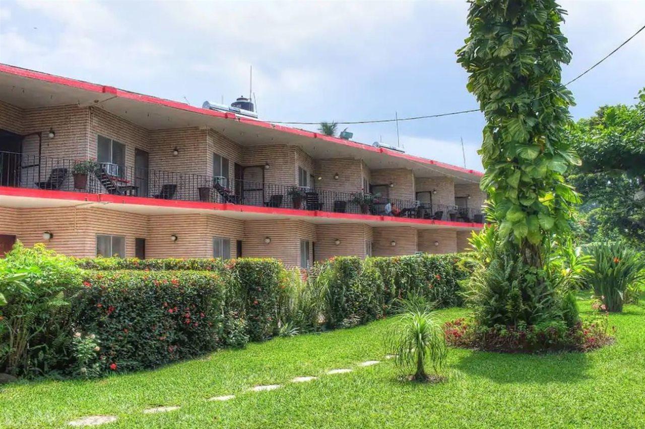 Hotel Posada Koniapan Catemaco Kültér fotó