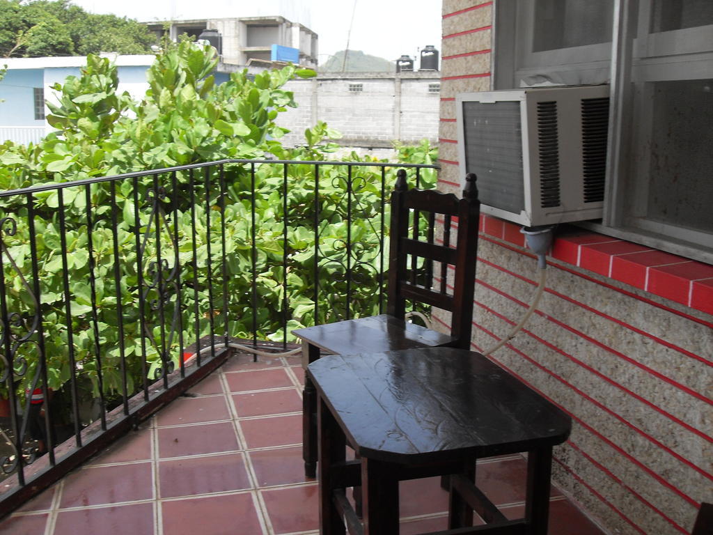 Hotel Posada Koniapan Catemaco Kültér fotó
