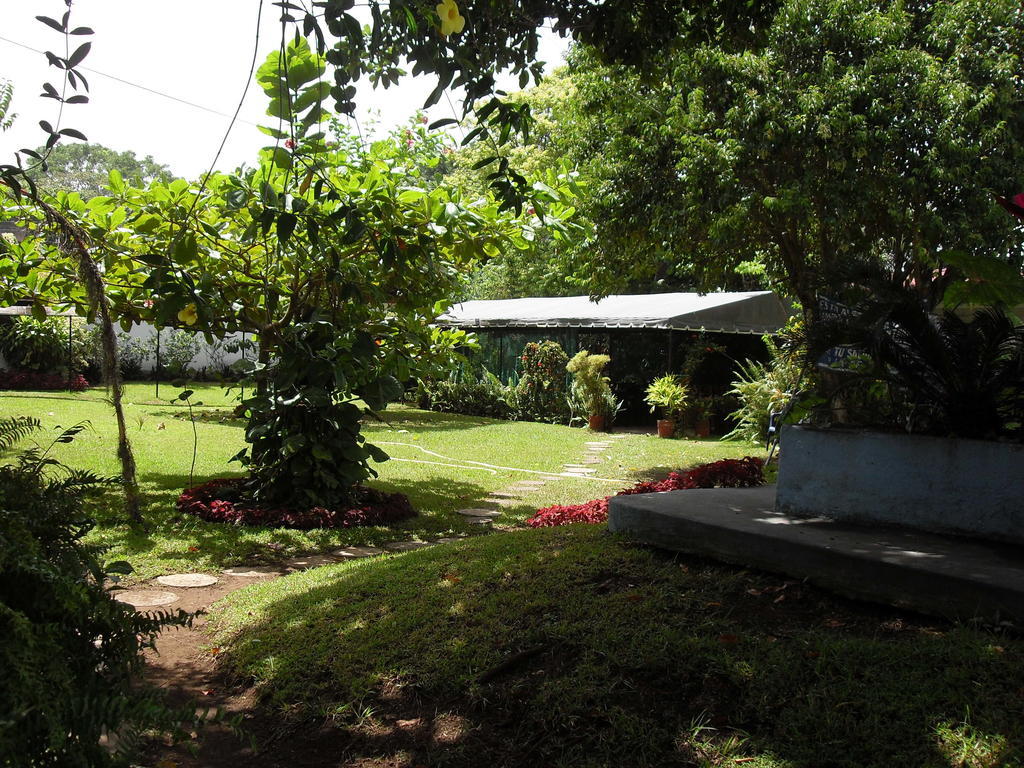 Hotel Posada Koniapan Catemaco Kültér fotó