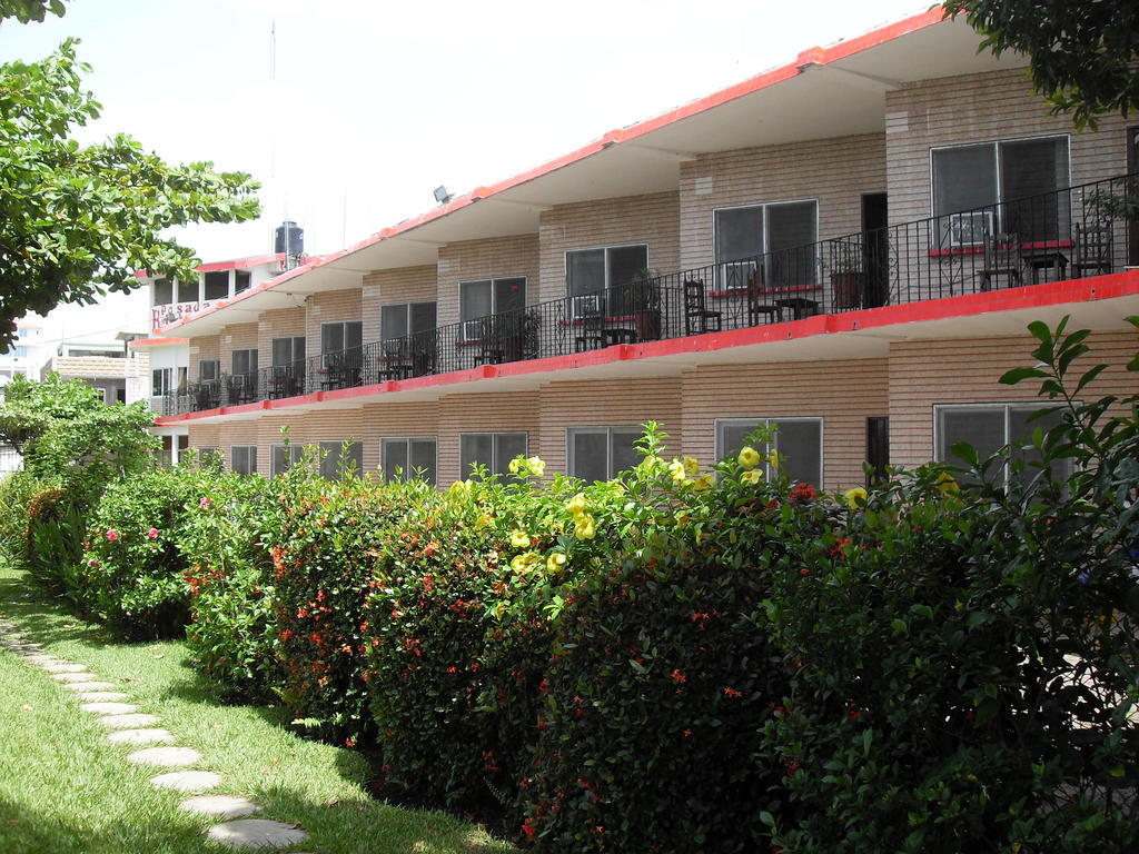 Hotel Posada Koniapan Catemaco Kültér fotó